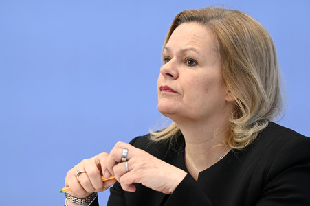 Bundespressekonferenz Fallzahlen für die Politisch Motivierte Kriminalität 2022 in Berlin