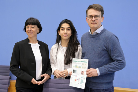 Bundespressekonferenz Jahresstatistik 2022 zu rechter und rassistischer Gewalt in Berlin