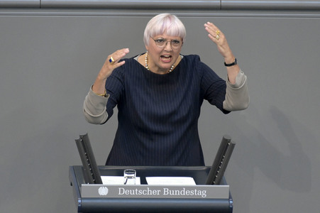 103. Sitzung des Deutschen Bundestages in Berlin