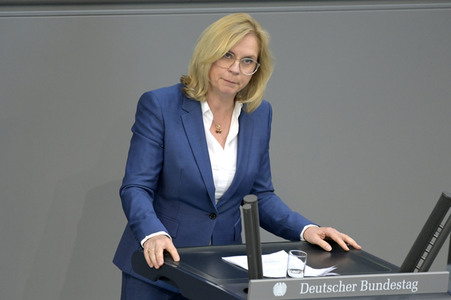 103. Sitzung des Deutschen Bundestages in Berlin