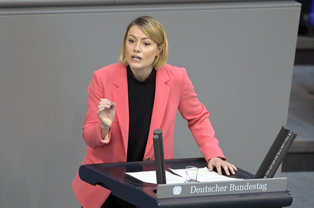 103. Sitzung des Deutschen Bundestages in Berlin