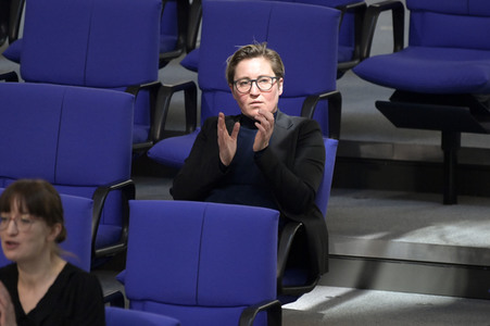 103. Sitzung des Deutschen Bundestages in Berlin