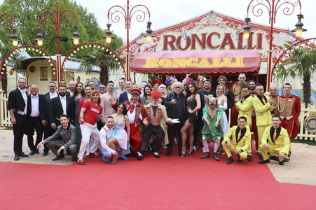 Galapremiere des Circus Roncalli in Hamburg