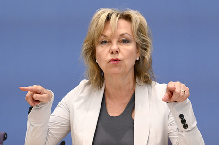 Bundespressekonferenz Veröffentlichung IGLU/PIRLS 2021 in Berlin