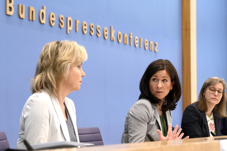 Bundespressekonferenz Veröffentlichung IGLU/PIRLS 2021 in Berlin