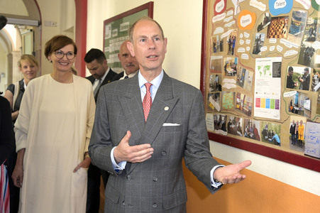 Schulbesuch von Prinz Edward und Bettina Stark-Watzinger in Berlin