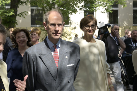 Schulbesuch von Prinz Edward und Bettina Stark-Watzinger in Berlin