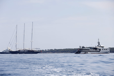 Jeff Bezos Superyacht 'Koru' in Cannes