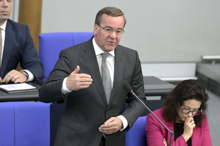 105. Sitzung des Deutschen Bundestages in Berlin
