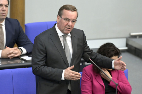 105. Sitzung des Deutschen Bundestages in Berlin