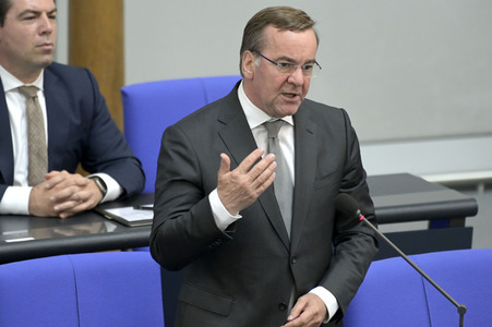 105. Sitzung des Deutschen Bundestages in Berlin