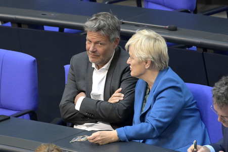105. Sitzung des Deutschen Bundestages in Berlin
