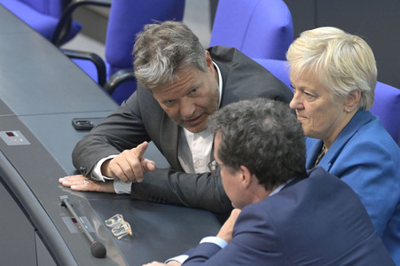 105. Sitzung des Deutschen Bundestages in Berlin