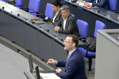 105. Sitzung des Deutschen Bundestages in Berlin