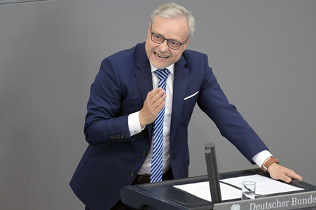105. Sitzung des Deutschen Bundestages in Berlin