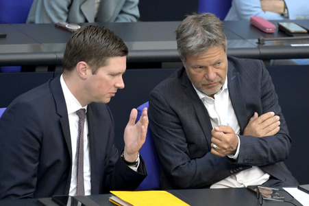 106. Sitzung des Deutschen Bundestages in Berlin