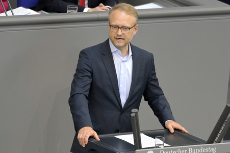 106. Sitzung des Deutschen Bundestages in Berlin