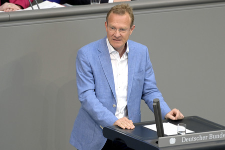 106. Sitzung des Deutschen Bundestages in Berlin