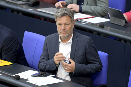 106. Sitzung des Deutschen Bundestages in Berlin