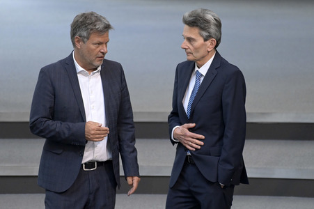 106. Sitzung des Deutschen Bundestages in Berlin