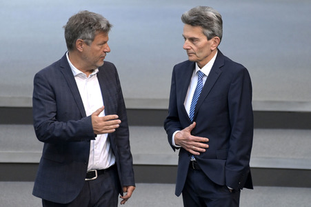 106. Sitzung des Deutschen Bundestages in Berlin