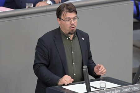 106. Sitzung des Deutschen Bundestages in Berlin