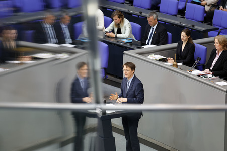 107. Sitzung des Deutschen Bundestages in Berlin