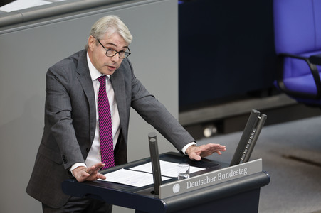 107. Sitzung des Deutschen Bundestages in Berlin
