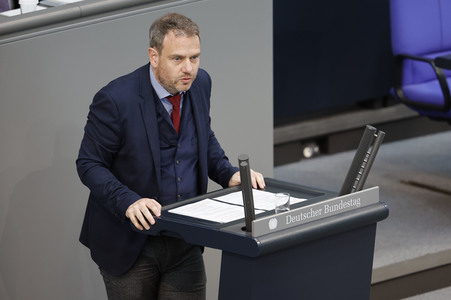 107. Sitzung des Deutschen Bundestages in Berlin