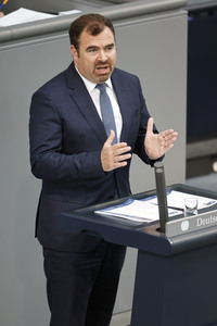 107. Sitzung des Deutschen Bundestages in Berlin