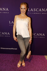 Pre-Opening des Lascana Fashion Store in Köln