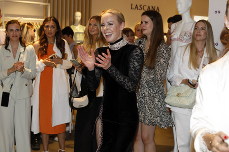 Pre-Opening des Lascana Fashion Store in Köln