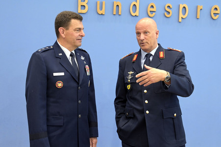 Bundespressekonferenz Air Defender in Berlin