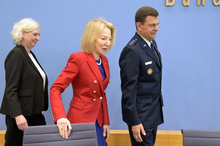 Bundespressekonferenz Air Defender in Berlin