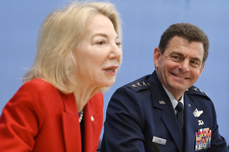 Bundespressekonferenz Air Defender in Berlin