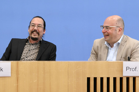 Bundespressekonferenz Leitlinien für eine gemeinsame europäische Asylpolitik in Berlin