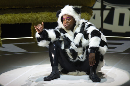 Theaterprobe 'Planet B' in Berlin