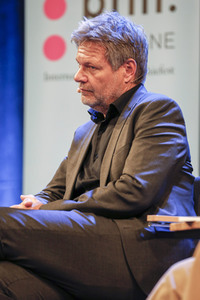Robert Habeck und Peter Sloterdijk auf der phil.Cologne 2023 in Köln