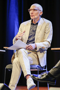 Robert Habeck und Peter Sloterdijk auf der phil.Cologne 2023 in Köln