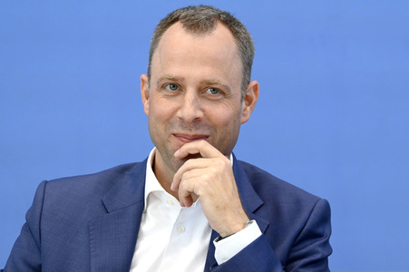 Bundespressekonferenz CDU-Programmkonvent in Berlin