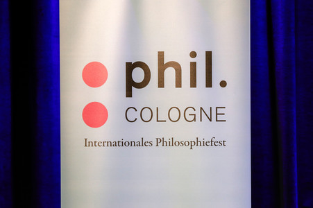 Mona Neubaur und Stephan Grünewald auf der phil.Cologne 2023 in Köln