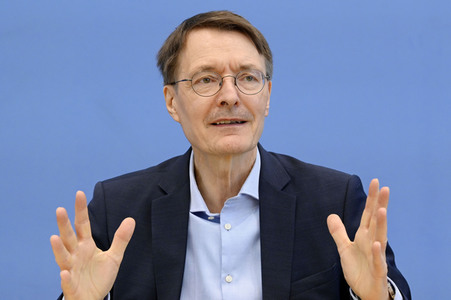 Bundespressekonferenz Forderungen der Ärzteschaft für Hitzeschutzpläne in Berlin
