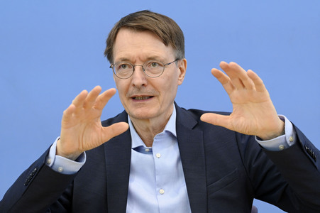 Bundespressekonferenz Forderungen der Ärzteschaft für Hitzeschutzpläne in Berlin