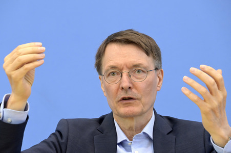 Bundespressekonferenz Forderungen der Ärzteschaft für Hitzeschutzpläne in Berlin