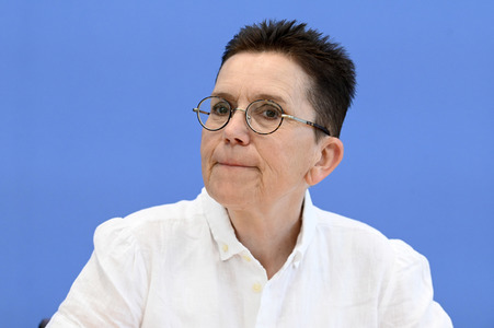Bundespressekonferenz Gesetzentwurf zur Regelung der Suizidhilfe in Berlin