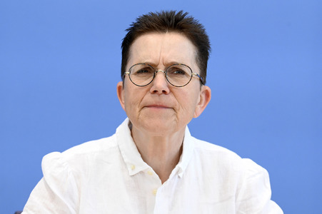Bundespressekonferenz Gesetzentwurf zur Regelung der Suizidhilfe in Berlin