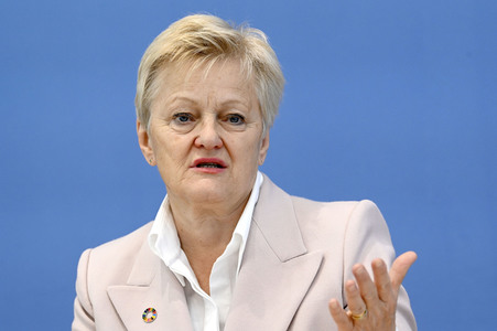 Bundespressekonferenz Gesetzentwurf zur Regelung der Suizidhilfe in Berlin