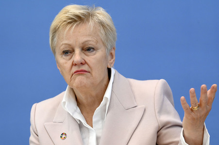 Bundespressekonferenz Gesetzentwurf zur Regelung der Suizidhilfe in Berlin