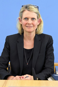 Bundespressekonferenz Gutachten 'Gesund leben auf einer gesunden Erde' in Berlin