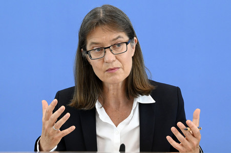 Bundespressekonferenz Gutachten 'Gesund leben auf einer gesunden Erde' in Berlin